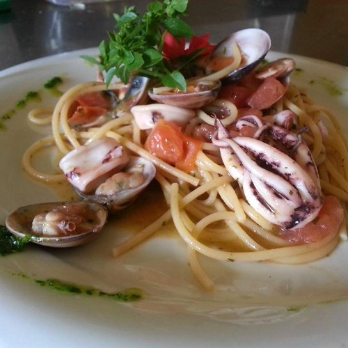ristorante_c_era_una_volta_ristoranti_verbania_spaghetti_con_calamari_italy_eat_food