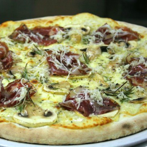 Ristorante_vecchia_cantina_baroni_ristoranti_avola_pizza_bianca_italy_eat_food